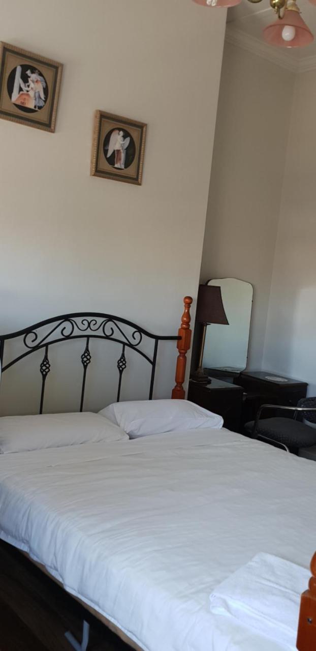 The Eastern Hotel Accommodation (Adults Only) Ballarat Ngoại thất bức ảnh